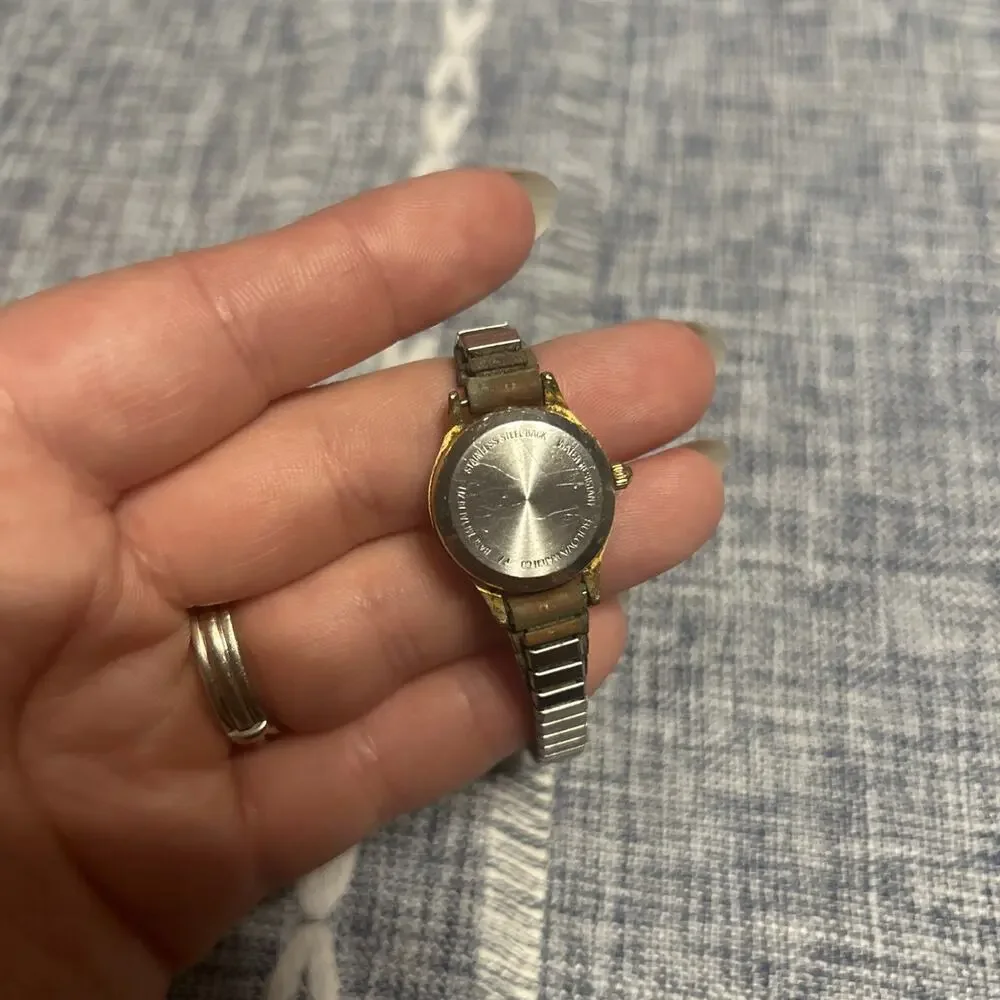 Caravelle by bulova women's watch quartz-need new battery